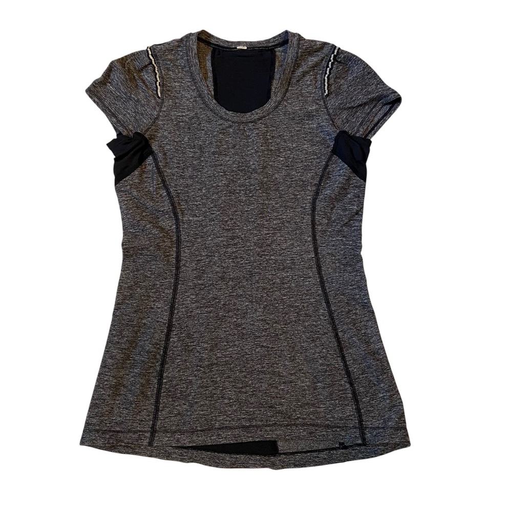 LULULEMON Star Runner Short Sleeve Tee Rulu Fabric Pleats Ruffles Womens Size 4